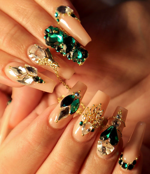 Swarovski® Pointed Back Trilliant Slim - Emerald